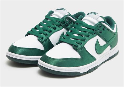 nike low groen|green nike dunk low.